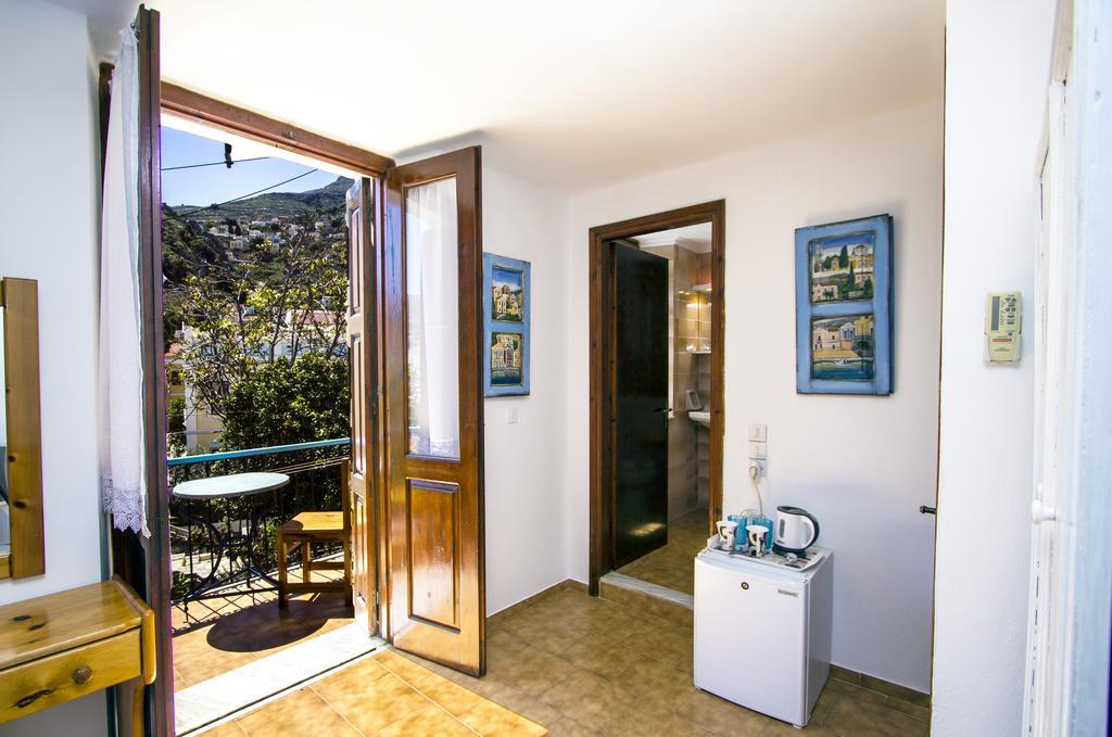 Symi Center Hotel Exterior photo