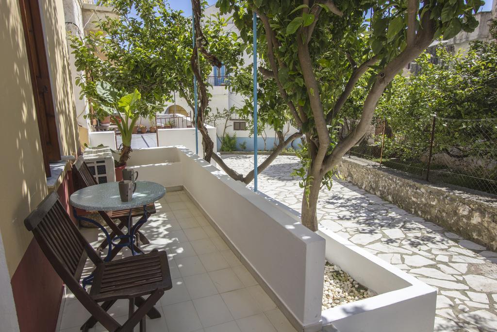 Symi Center Hotel Exterior photo